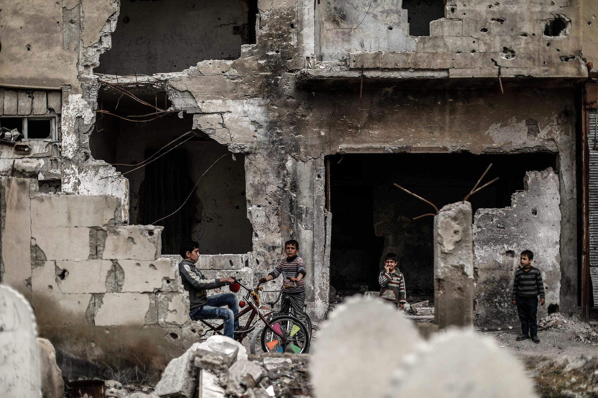 Sameer Al-Doumy - War Notes - Felix Schoeller Photoaward